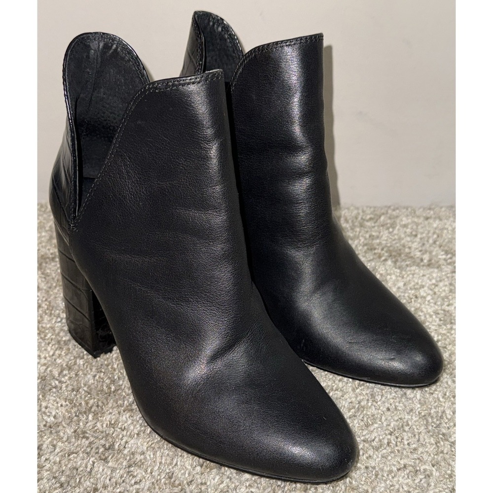 Women's STEVE MADDEN Black Crocodile Heel Slip On Leather Booties Size 7M